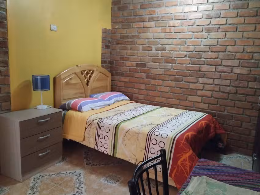 Alojamiento Leo´s Tinal