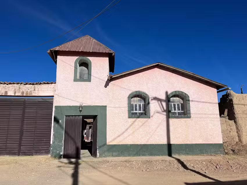 Alojamiento – The Chapel / La Capilla