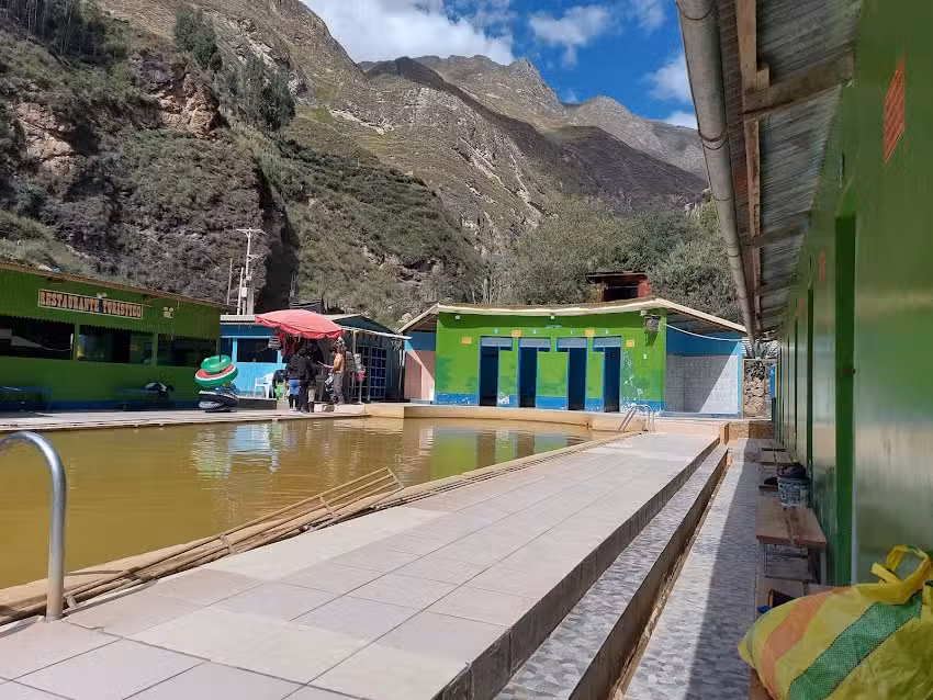 Baños Termales De Tambochaca