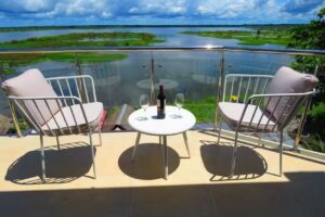 Boulevard 251 Riverside Apartments