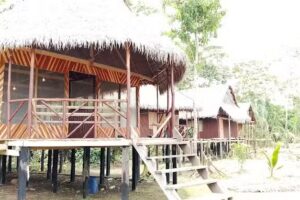 CAMUNGO jungle lodge Iquitos, Perú. Comunidad indígena. Tours incluídos