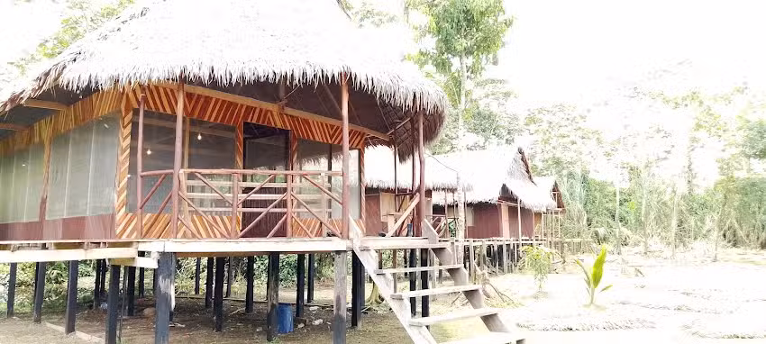 CAMUNGO jungle lodge Iquitos, Perú. Comunidad indígena. Tours incluídos