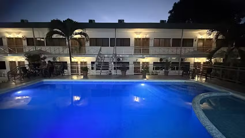 Casa Blanca Hotel & Restaurante