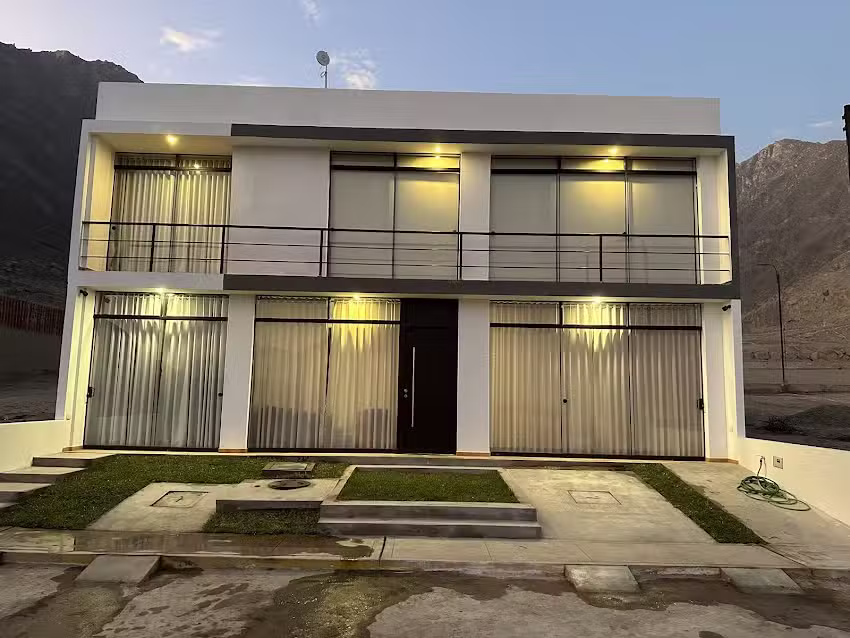 Casa Trebol