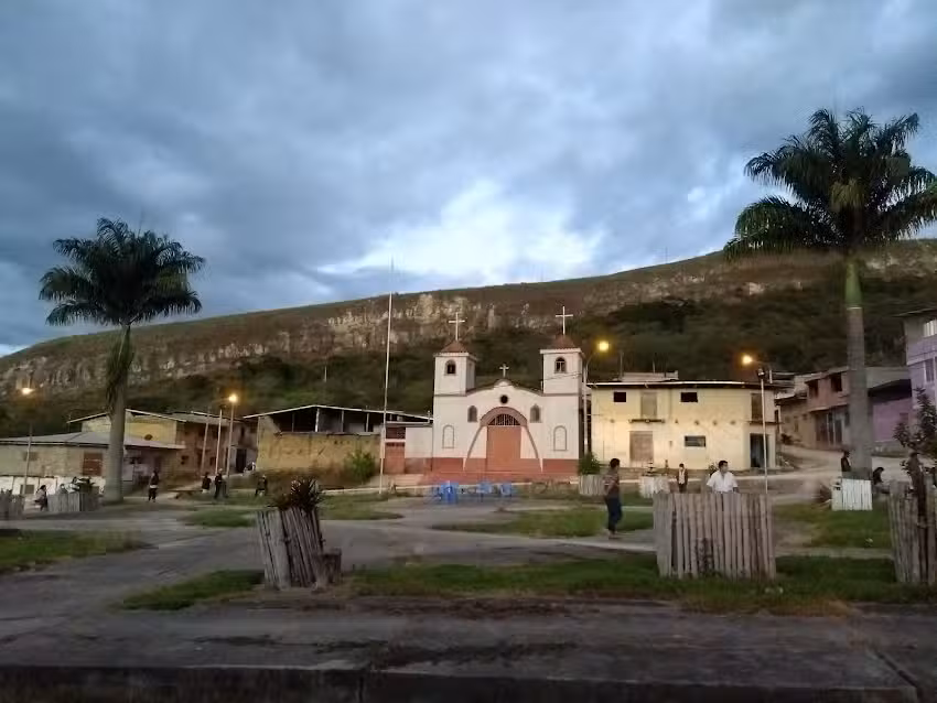 CENTRO POBLADO MIRAFLORES