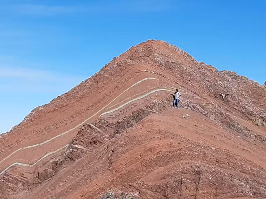 Cerro P’esque Orqo de T’akllo Apacheta
