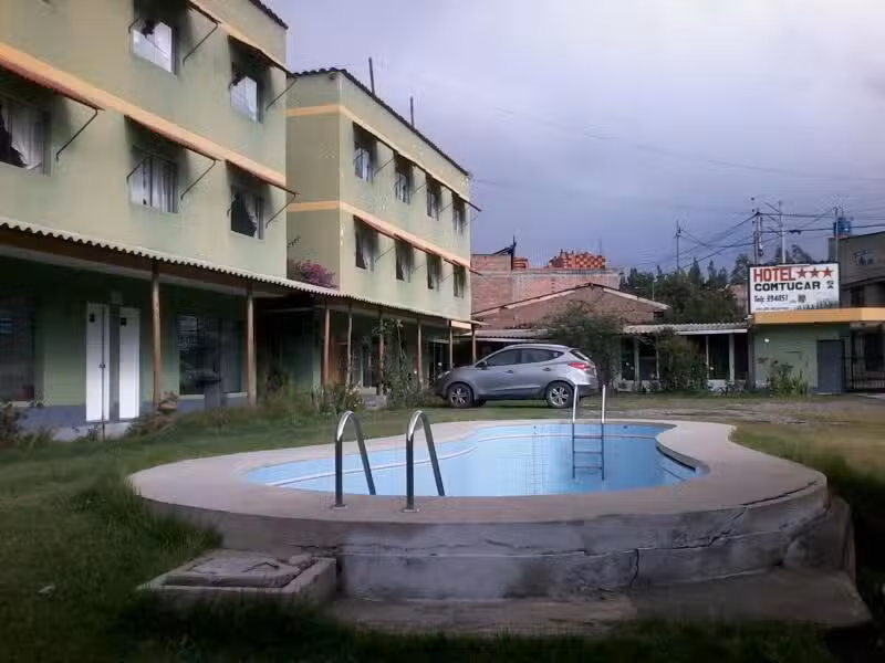 complejo turistico carhuaz