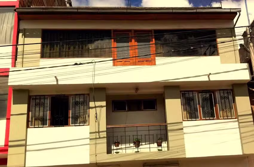 Cool & Cozy Guesthouse