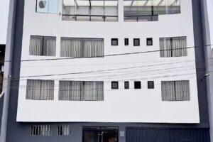 Cosmopolitan Inn Hotel