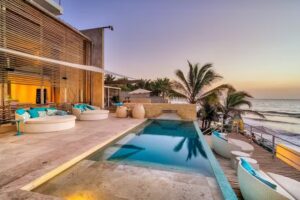 DCO Suites, Lounge & Spa