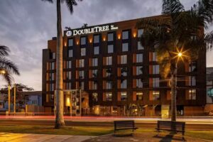 DoubleTree by Hilton Lima San Isidro