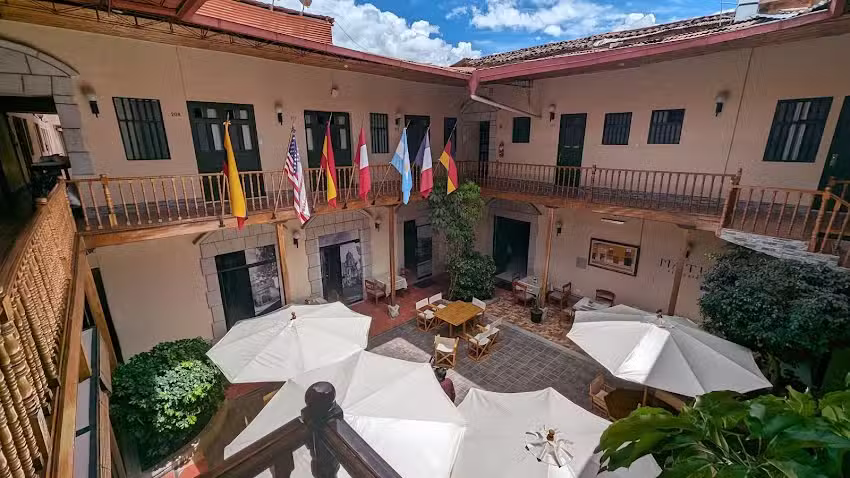 EL Portal Del Marques