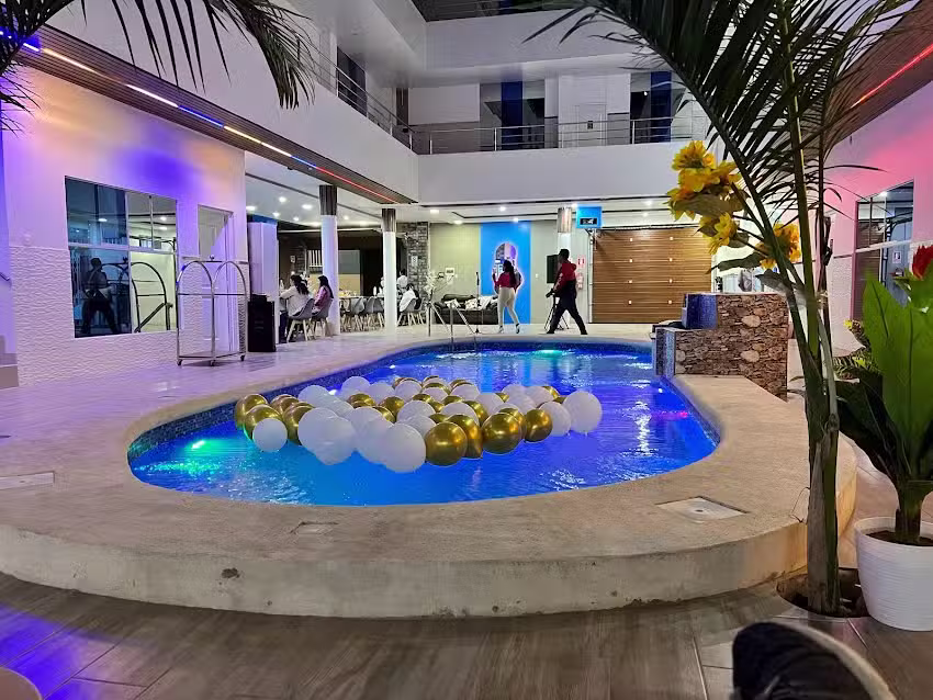 Emmanuel Grand Hotel