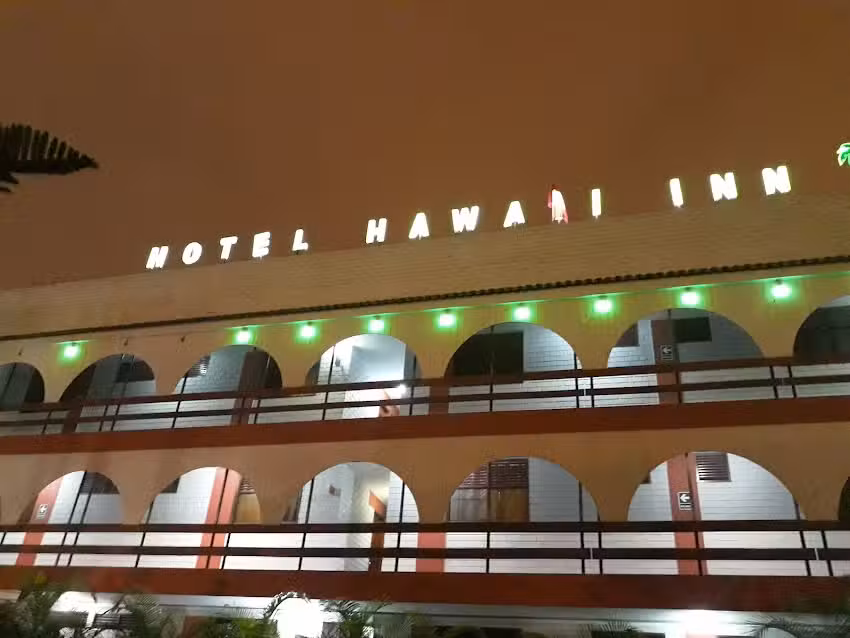 Hawaii Hotel & Suites
