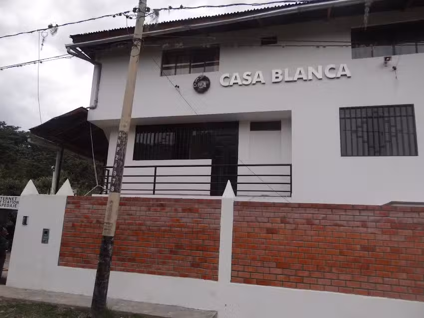 Hospedaje Casa Blanca