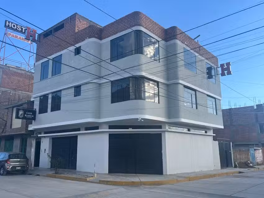 HOSPEDAJE CASA BLANCA