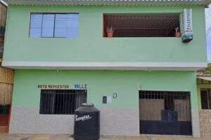 Hospedaje «DEL VALLE»