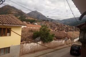 HOSPEDAJE EL AMIGO CON COCHERA