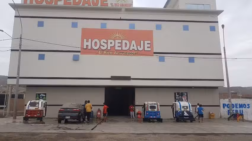 Hospedaje El Rico Amanecer