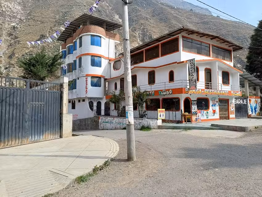 Hospedaje «El tambo»