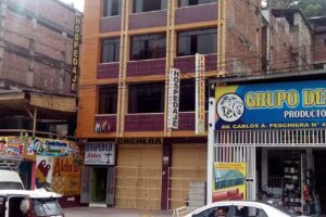 HOSPEDAJE EN LA MERCED