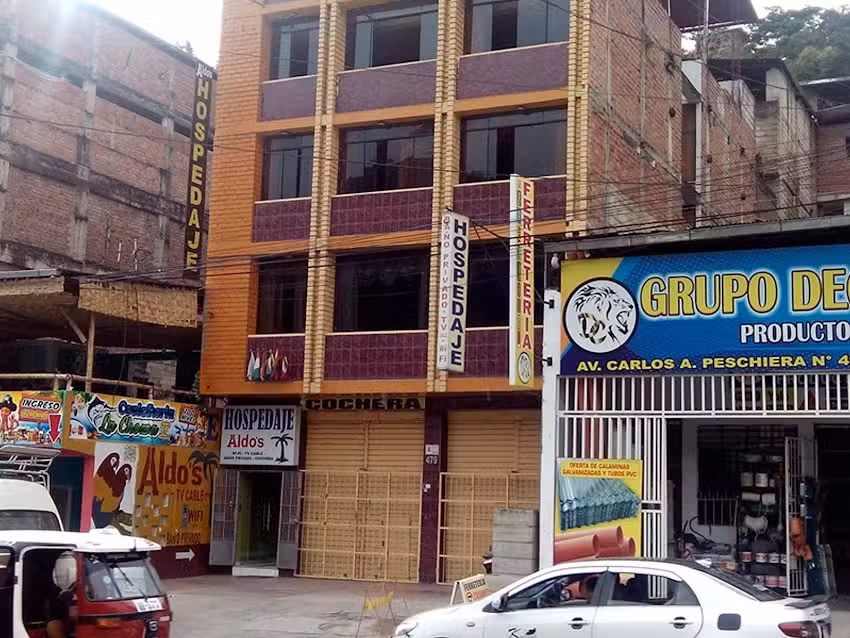 HOSPEDAJE EN LA MERCED