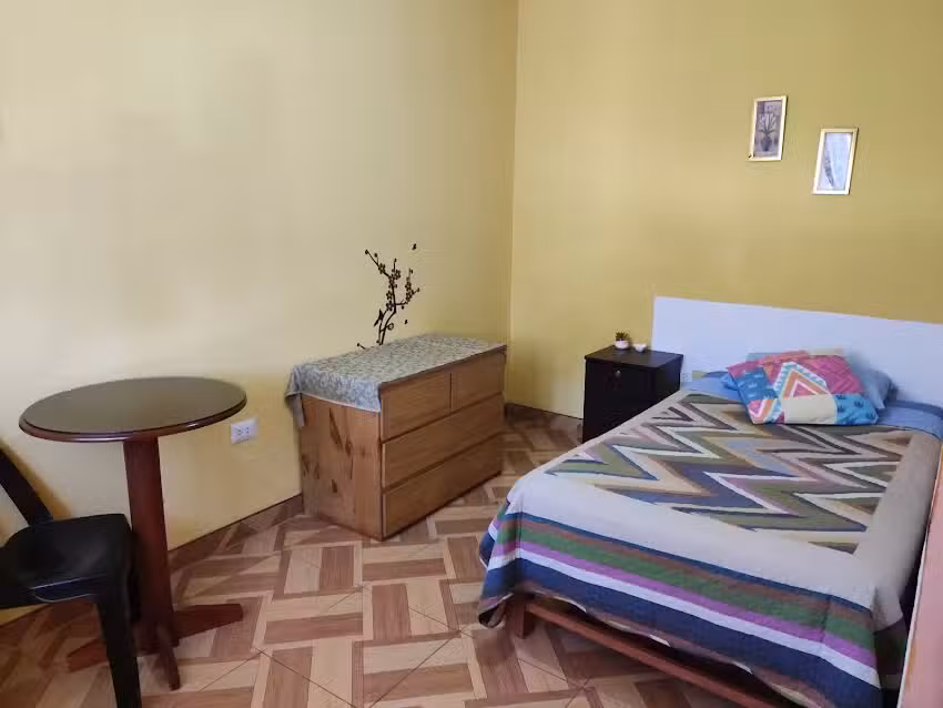 Hospedaje Familiar Villa del Sol