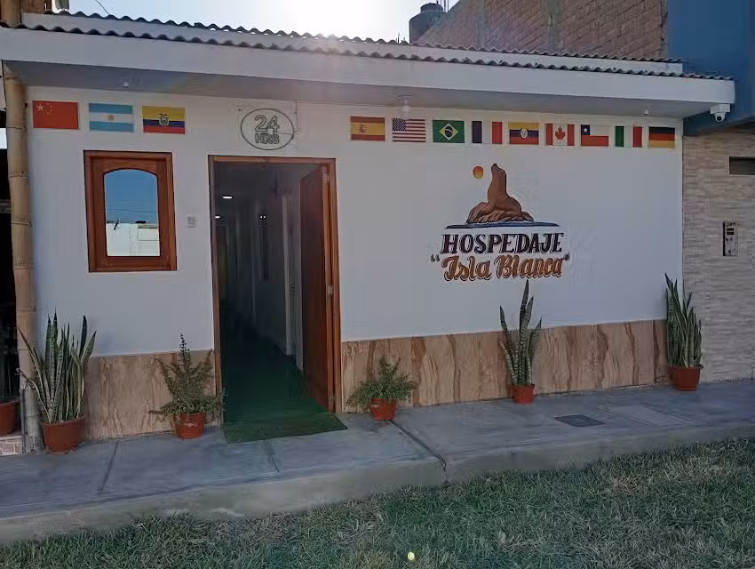 Hospedaje Isla Blanca