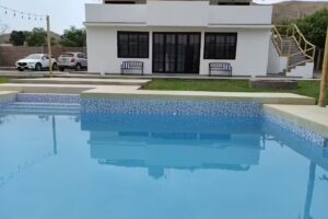 Hospedaje La Casa de Gus (casa de campo con piscina). Se alquila casa completa 4 habitaciones y 5 camas de 2plazas.