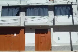 Hospedaje La Chinita – Cochera