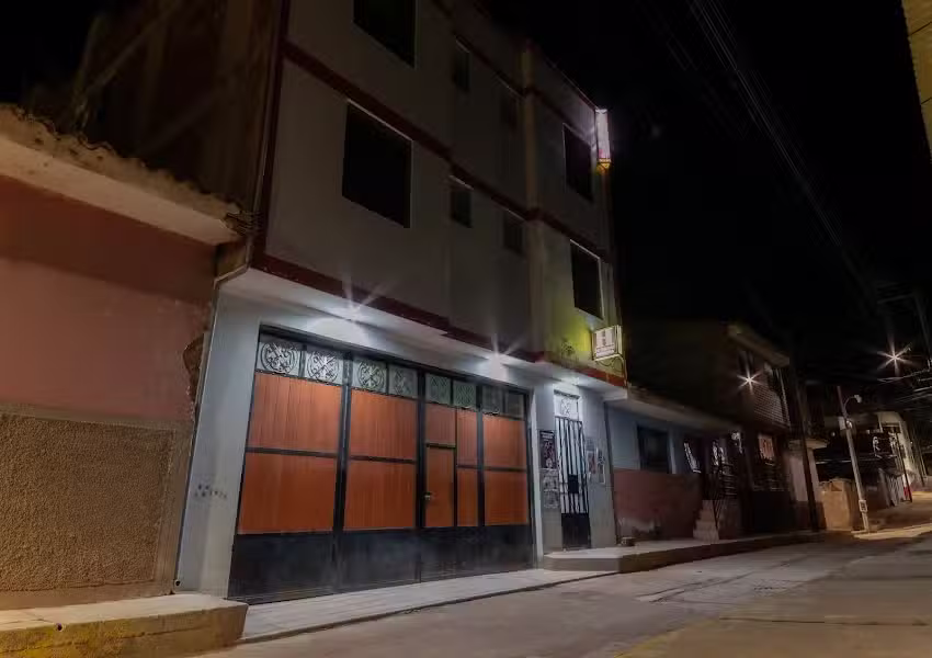 Hospedaje | La Estancia | con Cochera Urcos