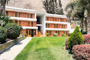 Hospedaje Las Cumbres Inn