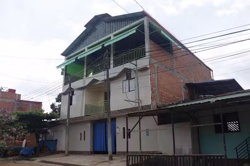 HOSPEDAJE LAS ORQUIDEAS