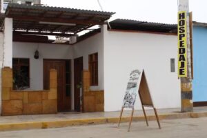 Hospedaje «LOS DELFINES»