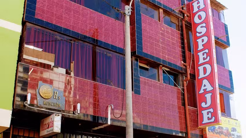Hospedaje Moncada