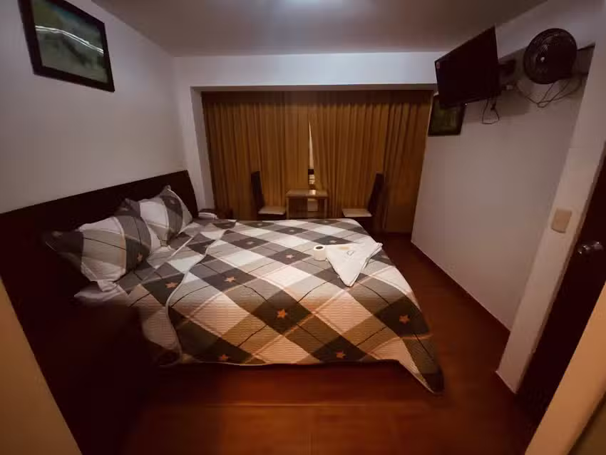 Hospedaje Puerto Bayovar I