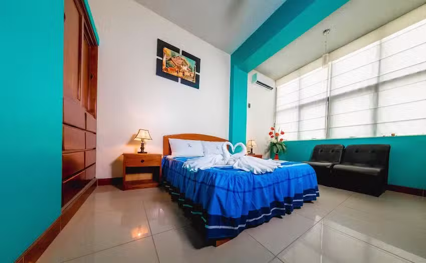 Hospedaje Residencial Plaza