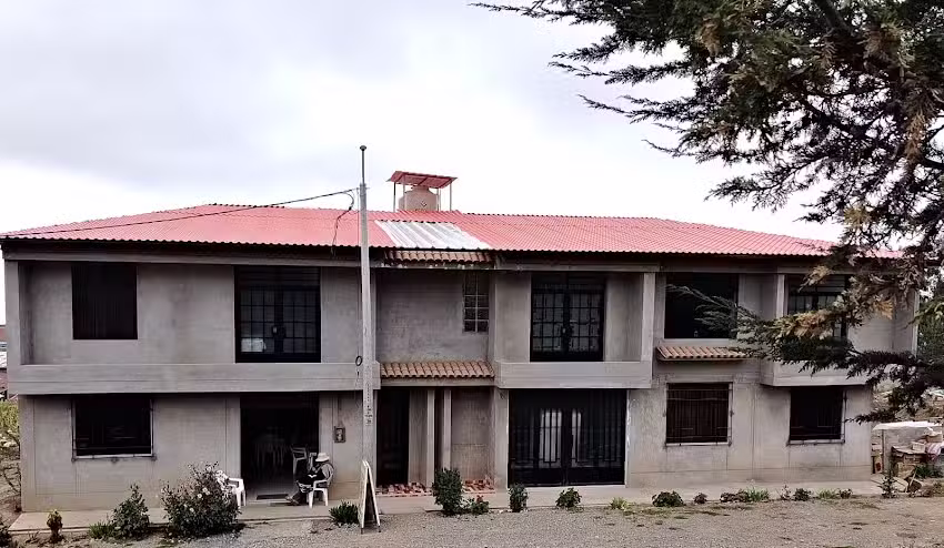 HOSPEDAJE – RESTAURANTE «VIRGEN DEL CARMEN»