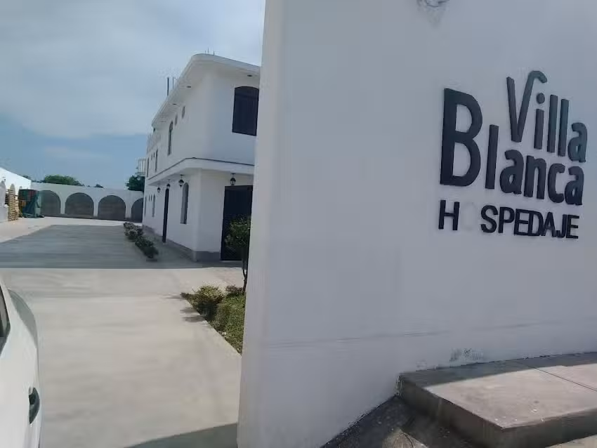 Hospedaje Villa BLANCA