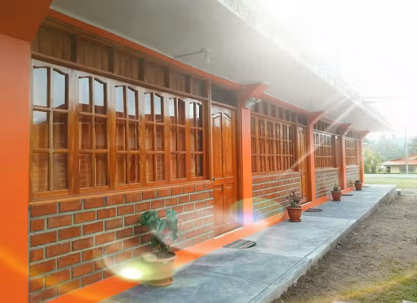 Hospedaje y Restaurante Miraflores