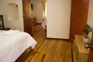 Host Apart,CasaBella