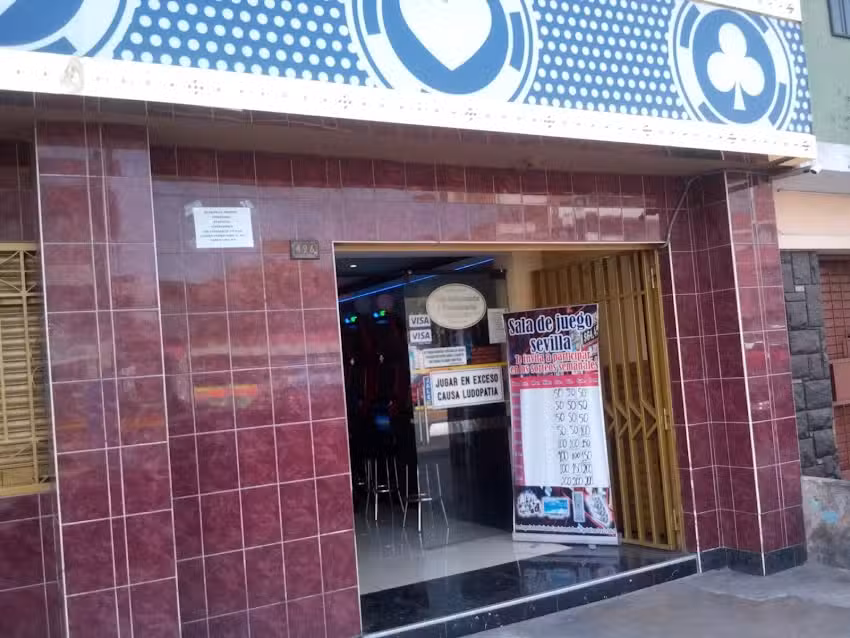 Hostal 100 Pre Feliz