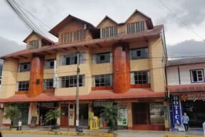 Hostal Arias
