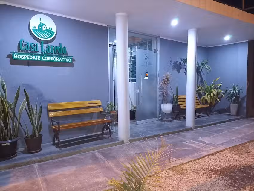 Hostal Corporativo Casa Laredo
