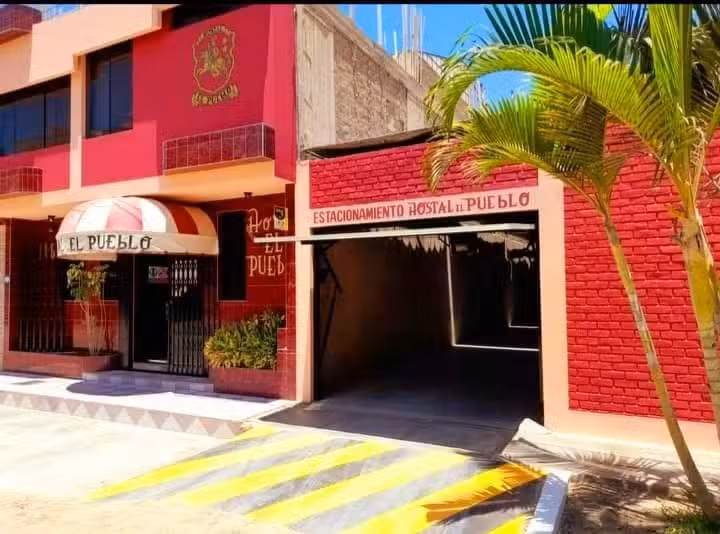 Hostal El Pueblo SAC…