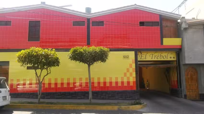 Hostal El Trebol