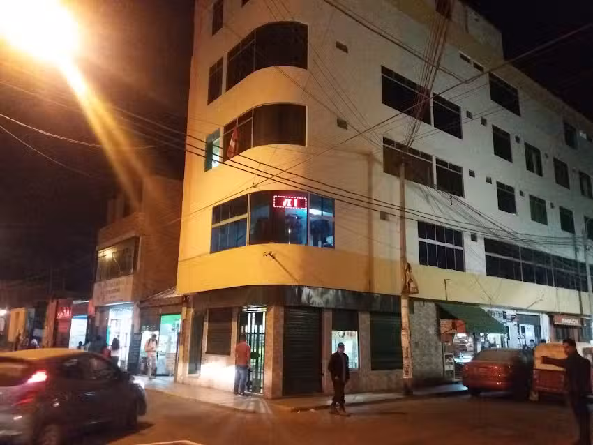 Hostal Flora