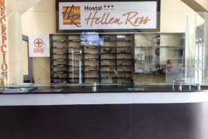 Hostal Hellen Ross