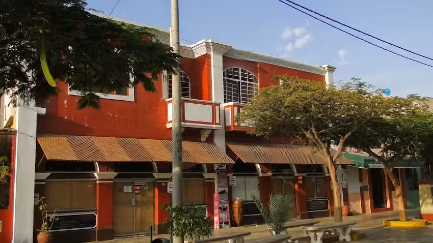 Hostal Huacachina Sunset