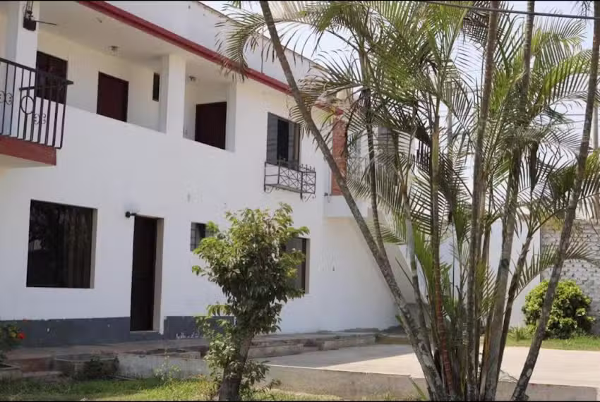 Hostal «los Naturales»